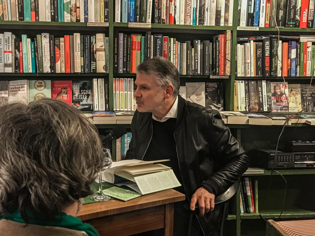 Durs Grünbein stellt sein neues Buch "Aus der Traum (Kartei)" vor